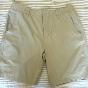 Under Armour Men’s Golf Shorts Khaki Size 35